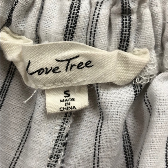 White and Black Striped Paper Bag Shorts - Picture 2 of 3